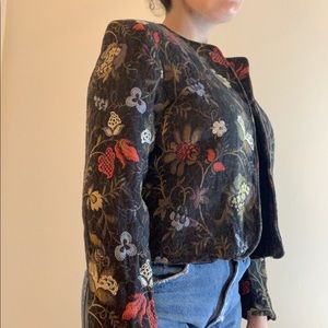 Vintage cropped floral carpet jacket!
